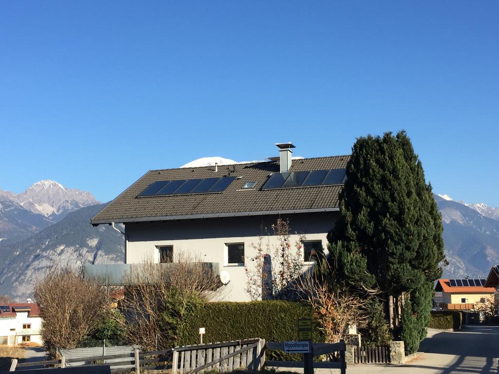 Gerda Wellness Apartment Grinzens エクステリア 写真